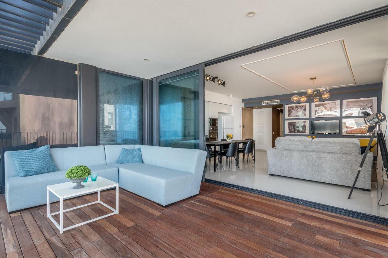 Front Of Beach - Luxurious Residence テル・アビブ エクステリア 写真