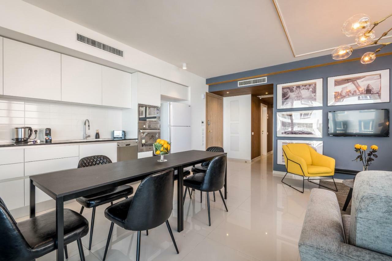 Front Of Beach - Luxurious Residence テル・アビブ エクステリア 写真